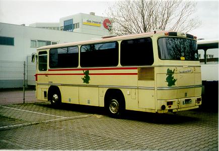 Bus03-2001-001
